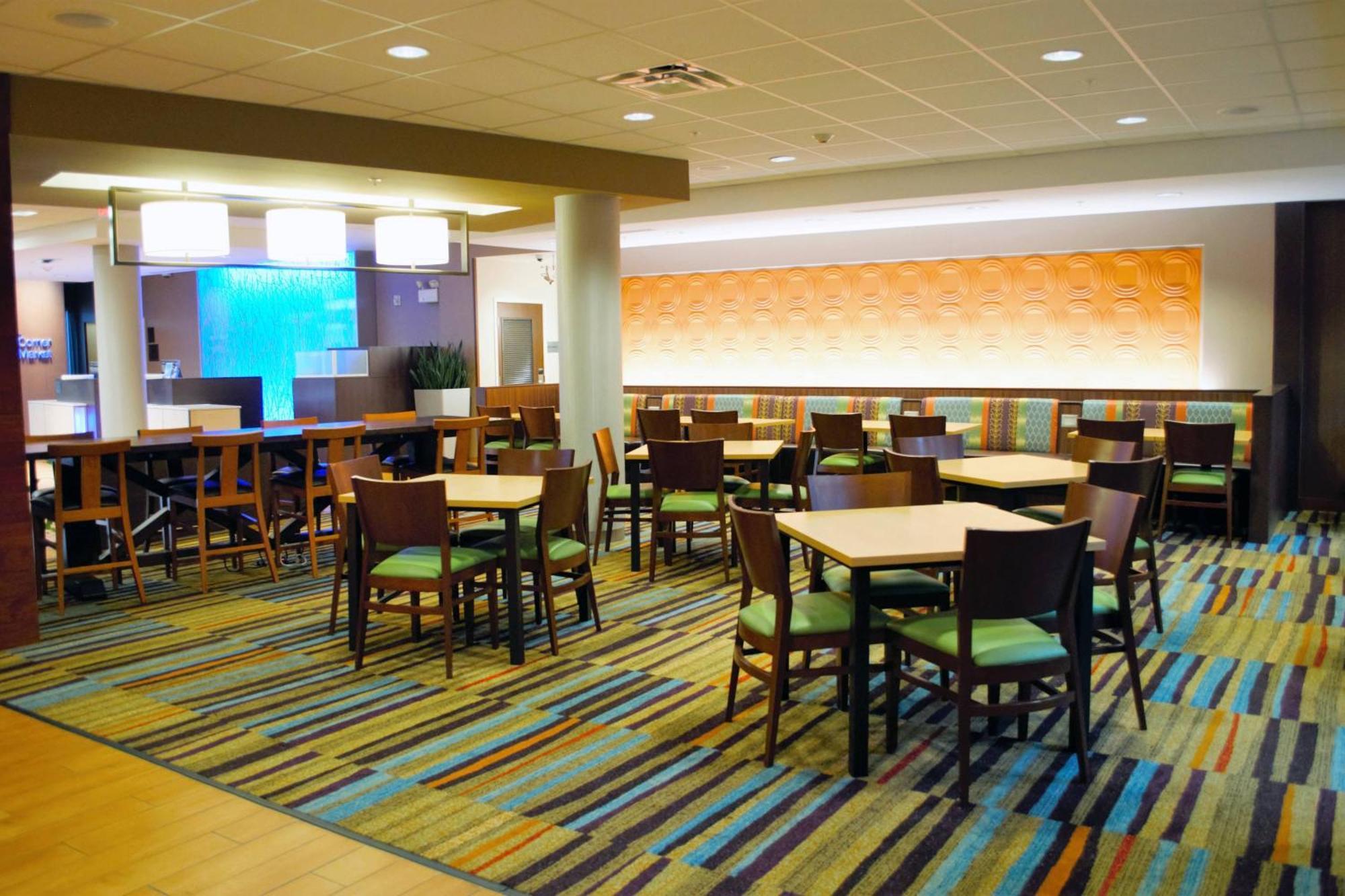 Fairfield Inn & Suites By Marriott Stroudsburg Bartonsville/Poconos Экстерьер фото