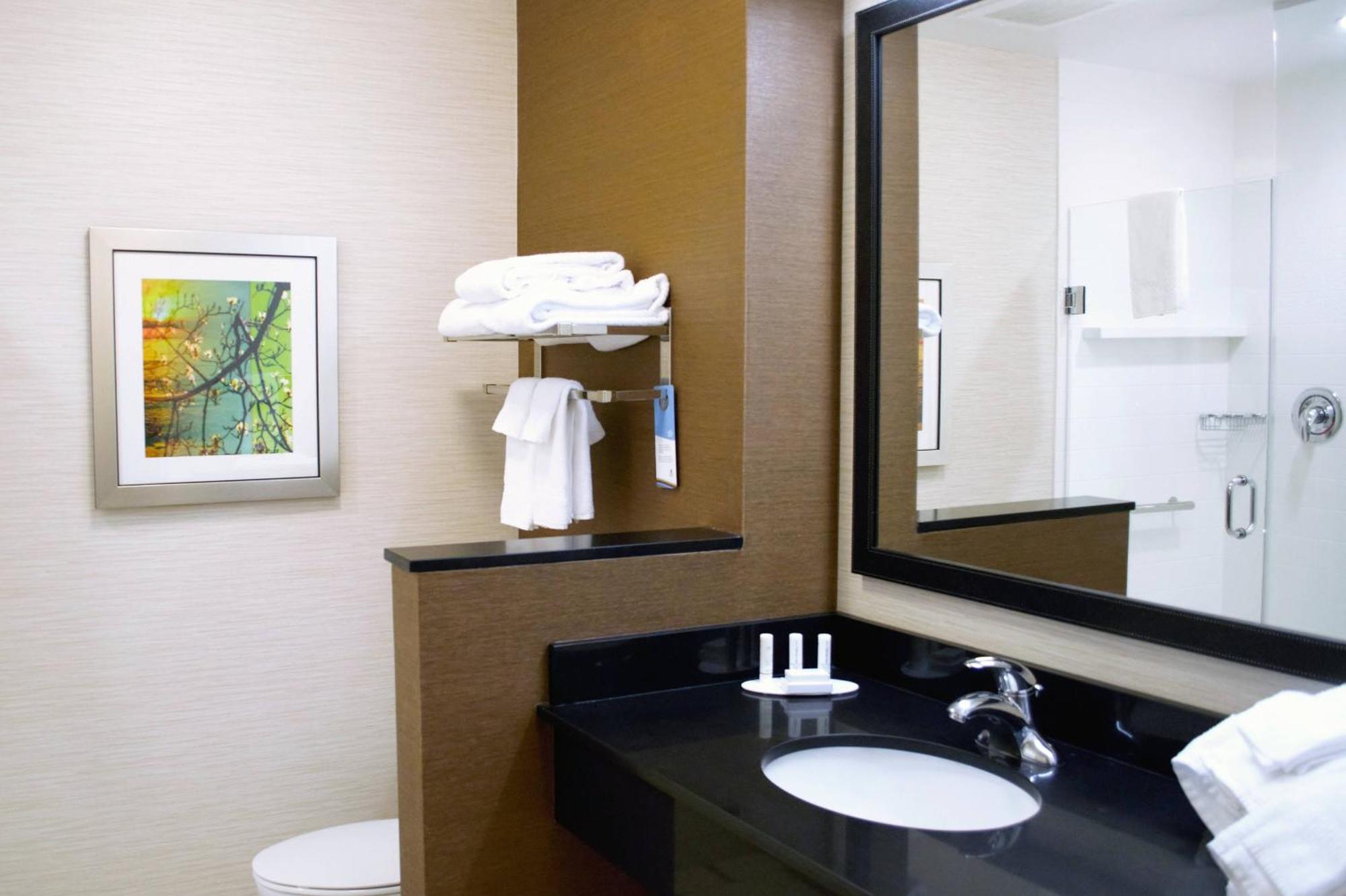 Fairfield Inn & Suites By Marriott Stroudsburg Bartonsville/Poconos Экстерьер фото